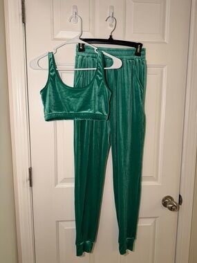 Better Be Emerald Velvet Jogger & Crop Tank Set